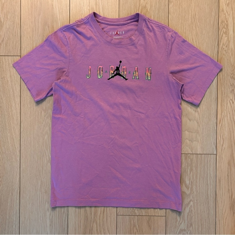 Nike Air Jordan Graphic Streetwear Men’s Size Small Pink T-shirt